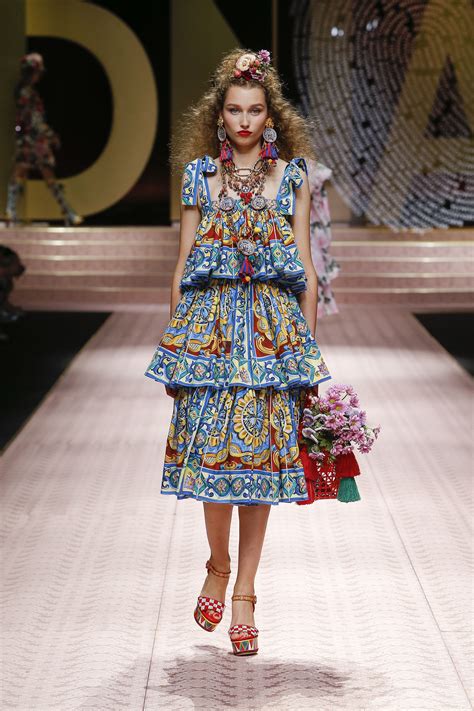 dolce and gabbana 2019 china